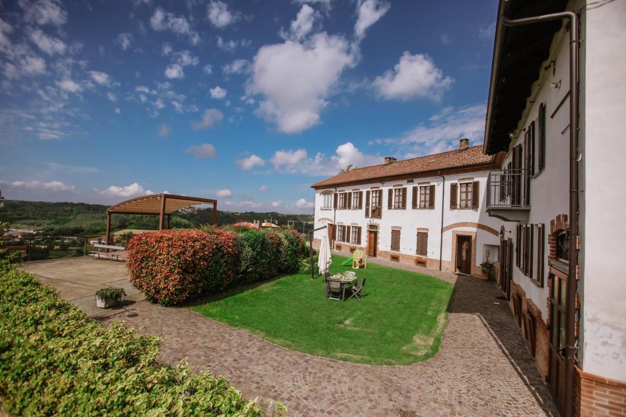 Ferienwohnung Il Pozzo Fiorito Cossombrato Exterior foto