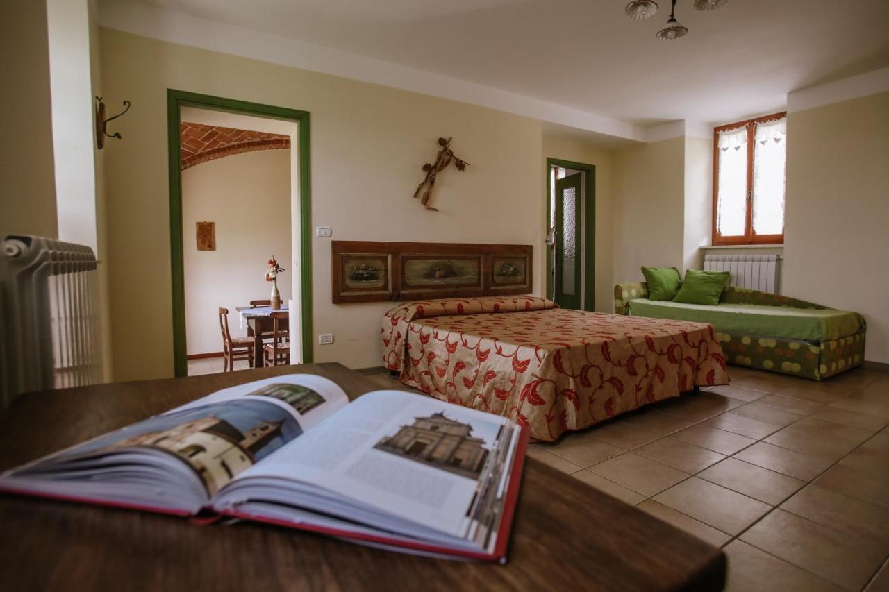 Ferienwohnung Il Pozzo Fiorito Cossombrato Exterior foto