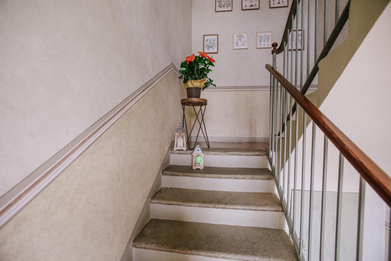 Ferienwohnung Il Pozzo Fiorito Cossombrato Exterior foto