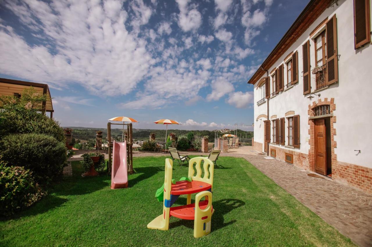 Ferienwohnung Il Pozzo Fiorito Cossombrato Exterior foto